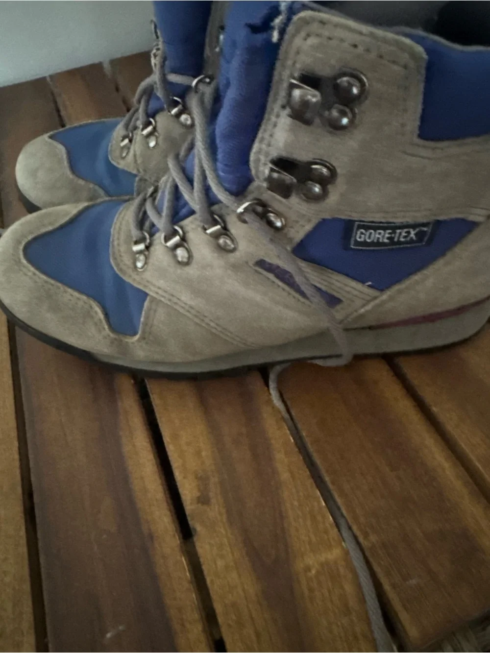 Merrell Mariah GTX Hiking Boots Women's Size7.5 Gore-Tex Trail Shoes Gray & Blue